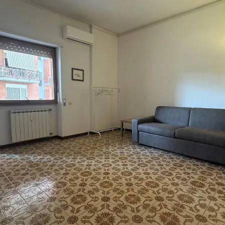 Acton House Lejlighed